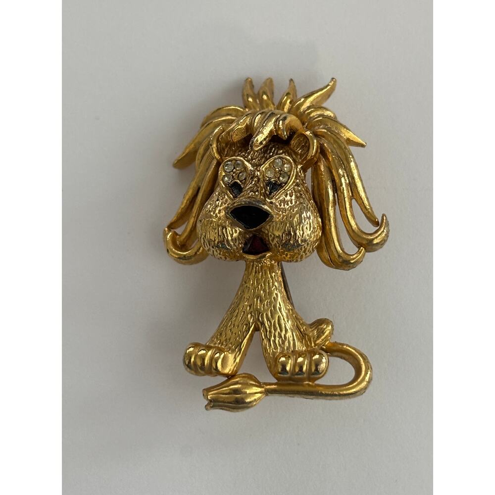 Sphinx Gold Tone Enamel Rhinestone Shaggy Lion Brooch, Numbered A1391 Very Good - Picture 2 of 4